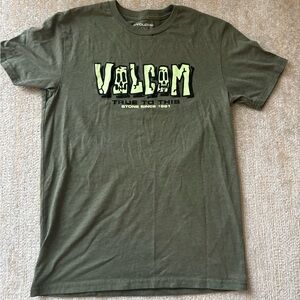 Volcom tee shirt